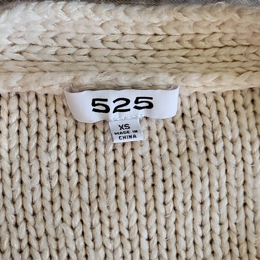 EUC 525 America Cozy Cream Cable Knit Cardigan - Picture 7 of 8